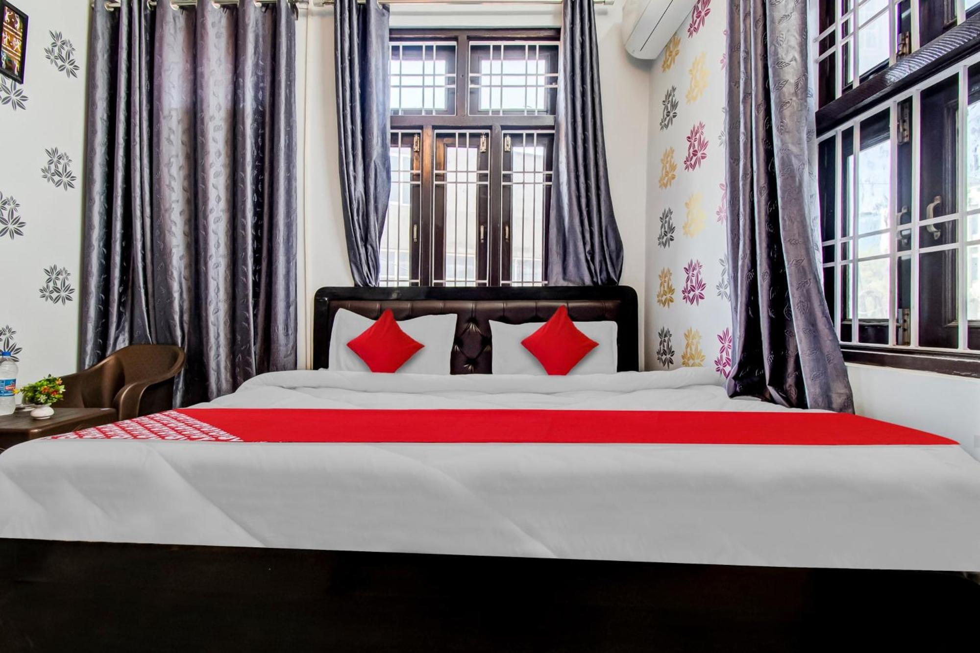 Oyo Flagship 81130 Vanya Guest House Jaipur Bagian luar foto