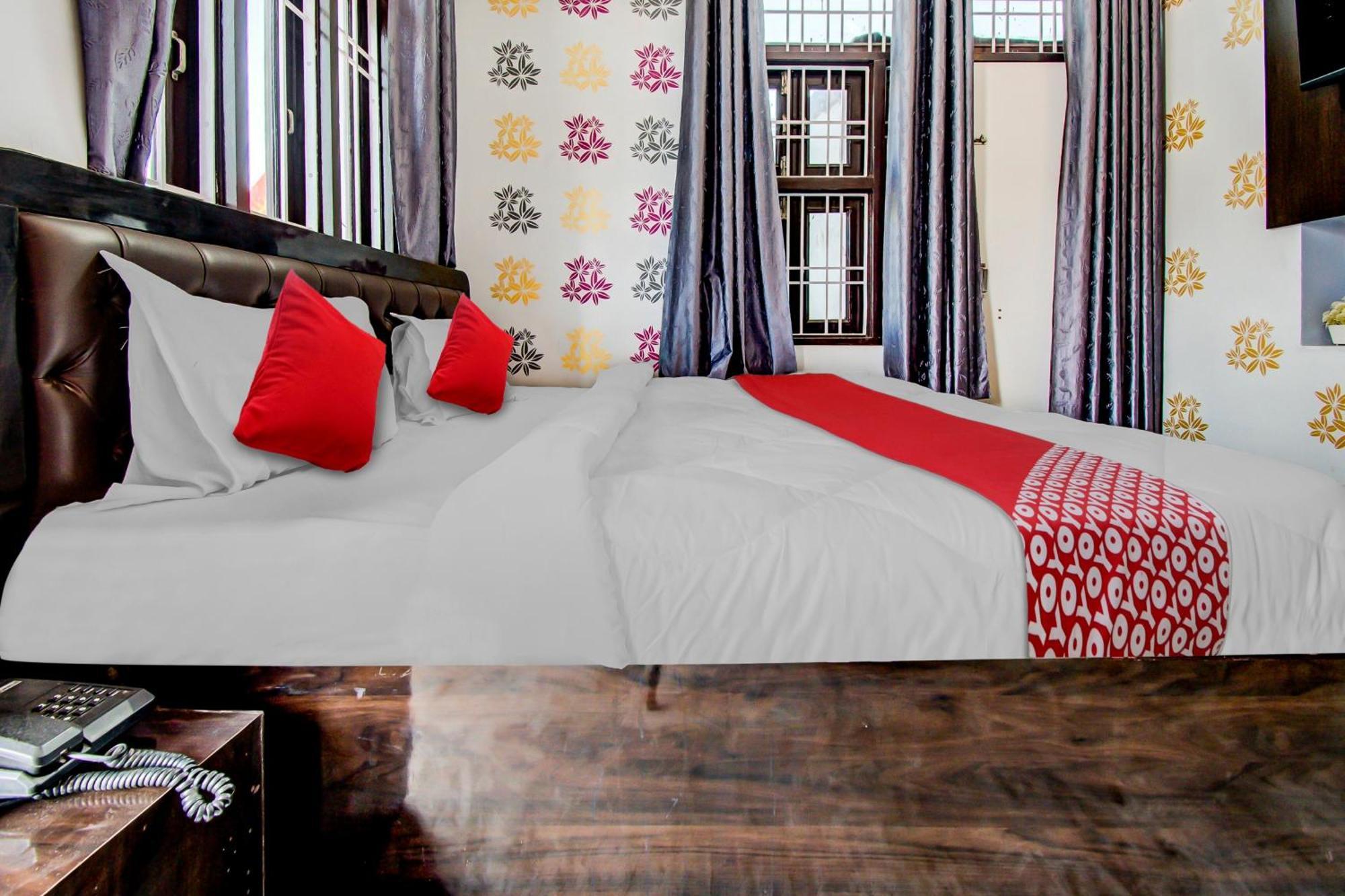 Oyo Flagship 81130 Vanya Guest House Jaipur Bagian luar foto